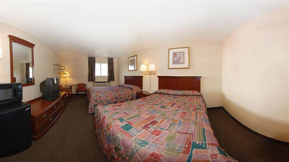 Econo Lodge Kent Exterior foto